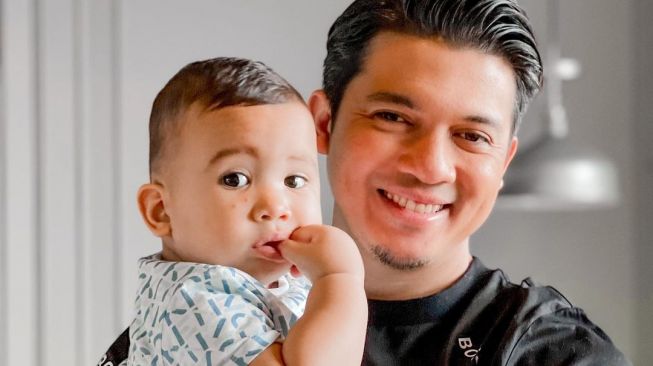 Potret Ayah dan Anak Good Looking (instagram/@irwansyah_15)