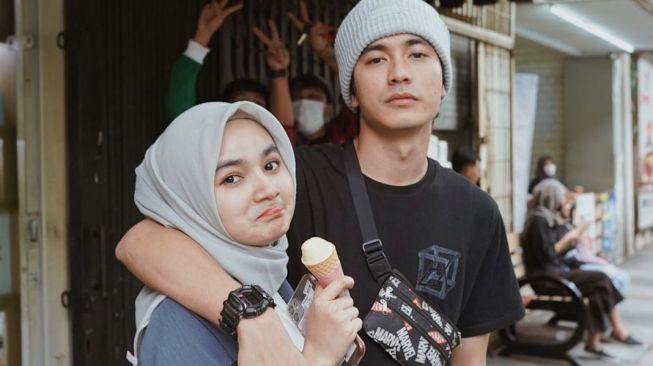Artis Indonesia Menikah dengan Fans (Instagram/@evanmarvino)