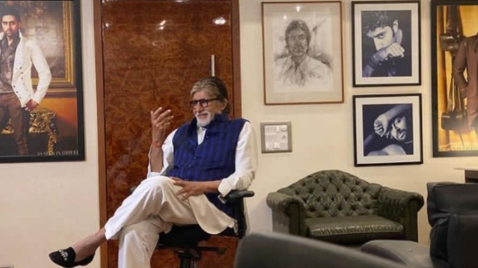 Bagikan Foto Shah Rukh Khan, Amitabh Bachchan Dianggap Kasih Kode Film Baru