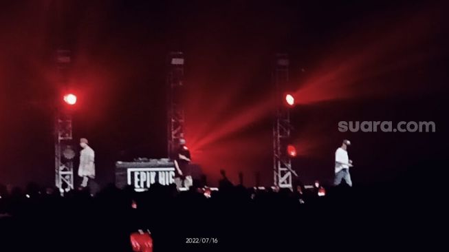Konser Epik High di Kota Kasablanka, Jakarta Selatan, Sabtu (16/7/2022). [Rena Pangesti/Sheralot.com]
