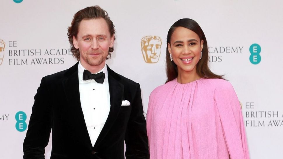 6 Fakta Tom Hiddleston, Siap Menyambut Anak Pertama