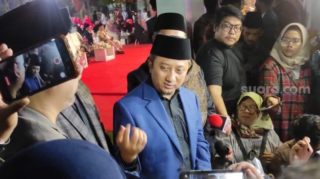 Ustaz Yusuf Mansur ditemui di acara Wisuda Akbar Tahfizh Quran di Pesantren Tahfizh Daarul Quran, di kawasan Cipondoh, Kota Tangerang, Sabtu (2/7/2022) malam. [Ferry Noviandi/Sheralot.com]