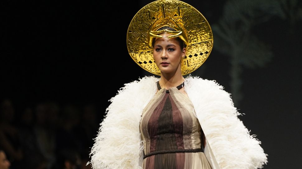 Keberadaan Paula Verhoeven Mencolok di Citayam Fashion Week karena Tinggi: Model Beneran Turun Langsung